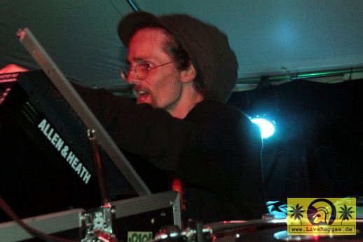 Kali Green (LS) with Lions Den - Roots Plague Dub Camp - 23. Reggae Jam Festival, Bersenbrueck 29. Juli 2017 (11).JPG